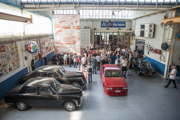 Besammlung im Eingangsbereich (Alfa Blue Team) - Clubanlass Alfa Romeo Club (17. bis 19. August 2018)