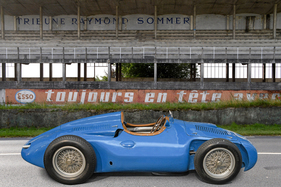 Bildmontage vor den noch existierenden Tribünen in Reims. „Toujours en tête“- leider nur ein schöner Traum...