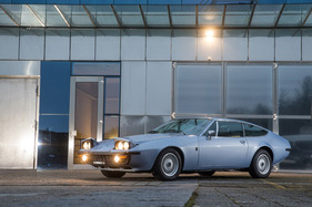 Bitter CD (1978) - die ausgefahrenen Scheinwerfer dürften etwas von der 205-km/h-Spitze abgeknabbert haben Bitter CD (1978) - die ausgefahrenen Scheinwerfer dürften etwas von der 205-km/h-Spitze abgeknabbert haben