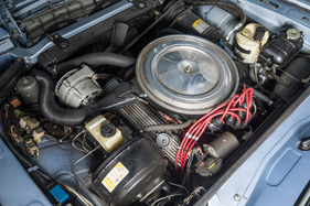 Bitter CD (1978) - unter dem grossen Luftfilter verbirgt sich der Rochester-Vierfachvergaser