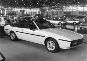 Bitter SC Cabrio (1982) - am Genfer Automobilsalon von 1982 - geräumiges Cabriolet aus deutscher Produktion, auch mit Vierradantrieb erhältlich