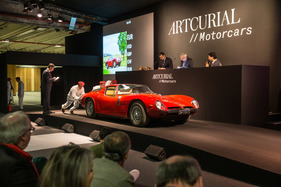 Bizzarrini 5300 GT Strada (1967) - Lot 034 - EUR 550'000 war das Höchstgebot - Artcurial Paris 2017