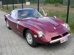 Bizzarrini GT 1900 Europa (1968) - kompakte Karosserie mit Opel-Motor hinter der Vorderachse