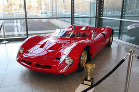 Bild Bizzarrini P538 (1966) - mit Lamborghini-V12-Motor, eingesetzt 1967 in Le Mans - Retro Classics Bavaria 2019
