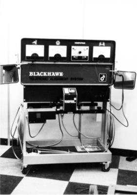 Blackhawk-Achsmessanlage Modell Telatronik mit Speicher- System Computrac zum Messen und Speichern von Spur, Sturz, Nachlauf, Spreizung Achsversatz und Lenkradmitte - Genfer Automobilsalon 1979