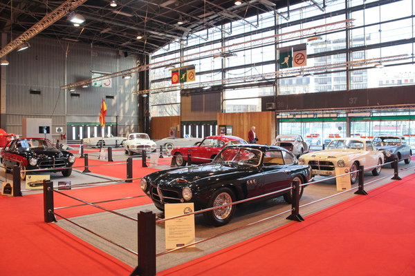 Blick auf die Pegaso-Sonderausstellung - Rétromobile 2015