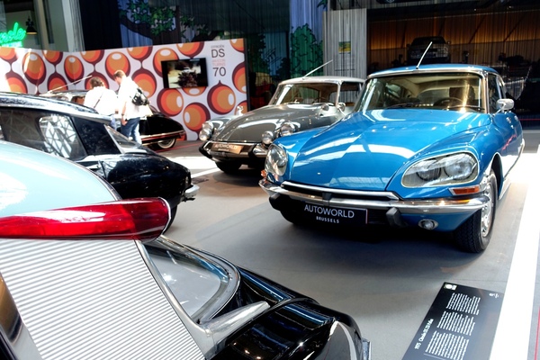 Blick in die Ausstellung – Sonderausstellung "Citroën DS – An Icon Turns 70" Autoworld Brüssel
