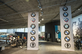 Blick in die BMW-Sonderschau - BMW-Sonderausstellung im Pantheon 2018 Blick in die BMW-Sonderschau - BMW-Sonderausstellung im Pantheon 2018