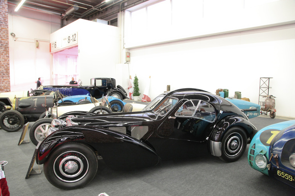 Blick in die Bugatti-Sonderschau - IAA Heritage by Motorworld 2019