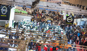 Blick in die Halle 3 - Essen Motor Show 2013 Blick in die Halle 3 - Essen Motor Show 2013