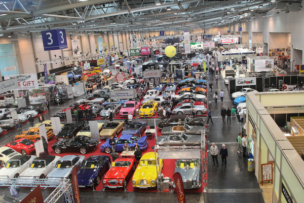 Blick in die Halle 3 - Techno Classica 2015