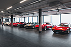 Bild: Blick in die "Tailored for Speed Collection", die am 11. Oktober 2025 von RM Sotheby's in Zürich angeboten wird