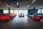 Blick in die "Tailored for Speed Collection", die am 11. Oktober 2025 von RM Sotheby's in Zürich angeboten wird