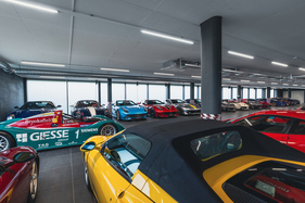Blick in die "Tailored for Speed Collection", die am 11. Oktober 2025 von RM Sotheby's in Zürich angeboten wird