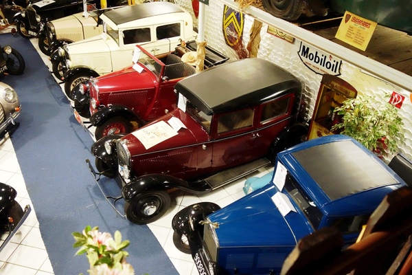 Blick ins Museum - Rosengart-Museum in Bedburg-Rath