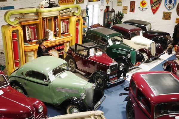 Bild Blick ins Museum - Rosengart-Museum in Bedburg-Rath