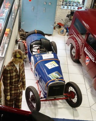 Blick ins Museum - Rosengart-Museum in Bedburg-Rath