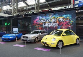 Image for article Icons of the '90s – Special Exhibition at Autoworld Brussels