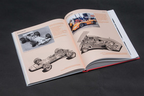 Blick unter die Hüllen - Buch "The Swiss Wiz: Edi Wyss - Ein Leben mit Renn- und Sportwagen" Blick unter die Hüllen - Buch "The Swiss Wiz: Edi Wyss - Ein Leben mit Renn- und Sportwagen"