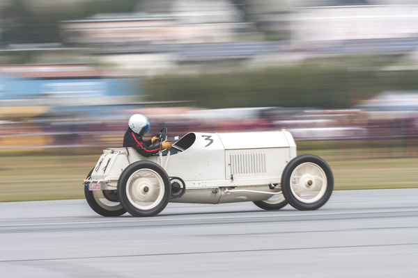 Blitzen Benz in "attack mode" - Kilomètre Lancé on the occasion of the St. Moritz Automobile Week 2021