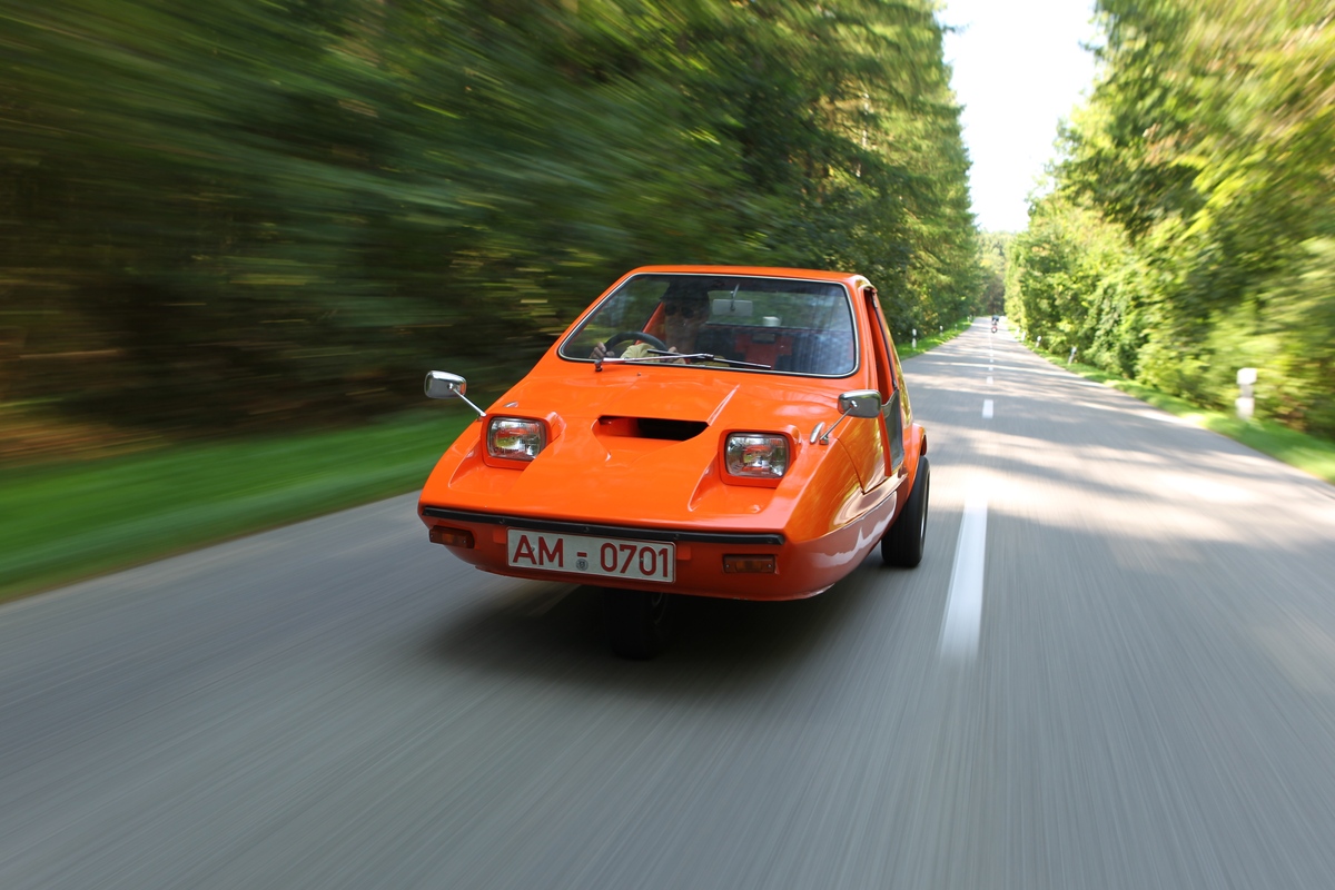 Bond Bug 700 (1972) - in voller Fahrt