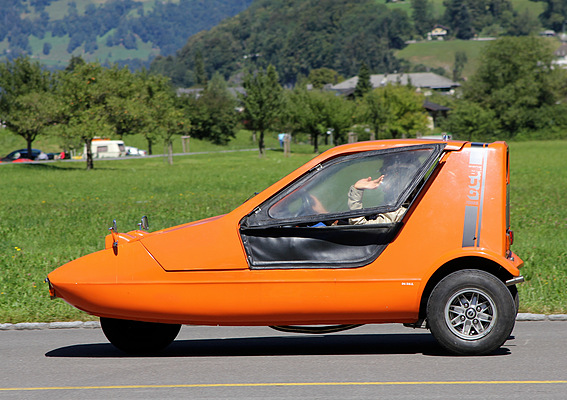 Bond Bug am British Car Meeting 2011 in Mollis - Dreirad aus England