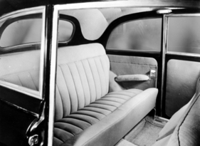 Borgward Hansa 1500 (1952) - Die Rückbank bietet drei Erwachsenen Personen angenehm viel Platz.