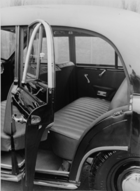 Borgward Hansa 1500 (1952) - Platz für drei Personen auf der Rückbank (1952)