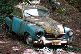 Borgward Hansa in seiner ganzen Pracht - Autoskulpturenpark Neandertal