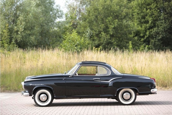Bild: Borgward Isabella Coupé (1957) - angeboten als Lot 348 an der Versteigerung "Les Grandes Marques du Monde au Grand Palais" von Bonhams am 6. Februar 2014