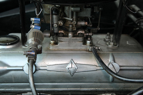 Borgward Isabella Coupé (1960) - Rhombus auch auf dem Motor