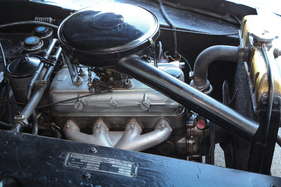 Borgward Isabella Coupé (1960) - die Nockenwelle war seitlich angeordnet und über Zahnräder angetrieben