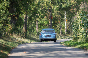 Borgward Isabella Coupé (1960) - die hintere Pendelachse galt damals als modern