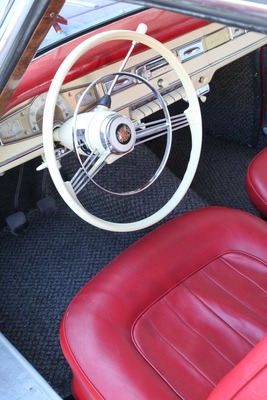 Borgward Isabella Coupé (1960) - praxisorientierte Gestaltung des Interieurs