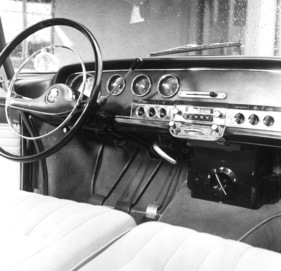 Borgward P 100 (1961) - Armaturenbrett des Langstreckentestwagens