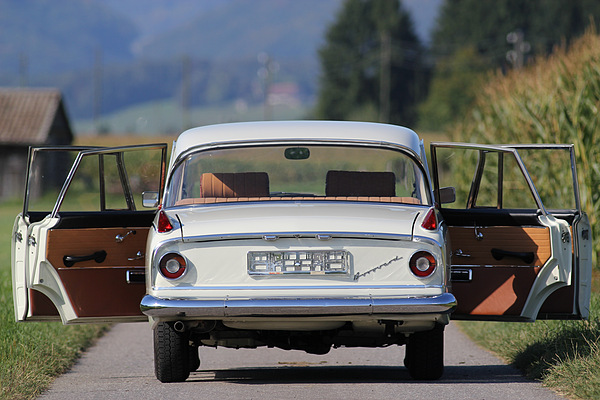 Borgward P 100 (1961) - die grosse Familie kann kommen, bis zu sechs Personen nimmt der Borgward auf