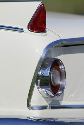 Borgward P 100 (1961) - kunstvolle Leuchteinheiten hinten (1961)