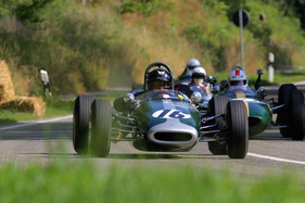Brabham BT 16 Cosworth 1,5 Litre F1 (1965) - am Start am Solitude Revival 2013 in der Gruppe D - Grand Prix - Monoposti der Nachkriegszeit