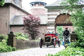 Brasier (1911) - bei der Besammlung und Abfahrt der Kronprinz Wilhelm Rasanz Fahrt in Schloss Krickenbeck