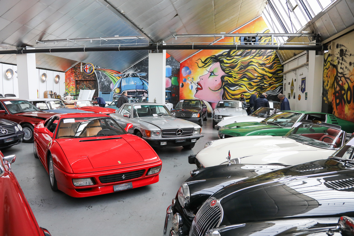 Breite gefächertes Fahrzeugangebot - Oldtimer Galerie Toffen Versteigerung “Klassische Automobile & Motorräder” Oktober 2024