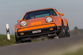Bricklin SV-1 (1974) - die Scheinwerferzierringe fehlen noch