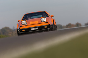 Bricklin SV-1 (1974) - mit ausgeklappten Scheinwerfern wird der Wagen nur bedingt hübscher Bricklin SV-1 (1974) - mit ausgeklappten Scheinwerfern wird der Wagen nur bedingt hübscher