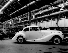 Bristol 400 (1952) - der letztproduzierte Bristol 400, vor der Auslieferung an einen Käufer in Australien Bristol 400 (1952) - der letztproduzierte Bristol 400, vor der Auslieferung an einen Käufer in Australien