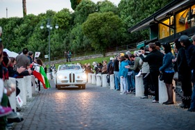 Bristol 400 Farina (1949) - an der Mille Miglia 2014