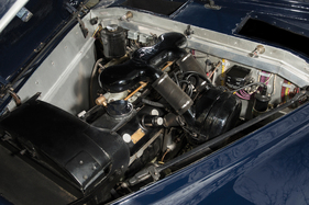 Bristol 400 Pininfarina Cabriolet (1947) - Blick in den Motorraum