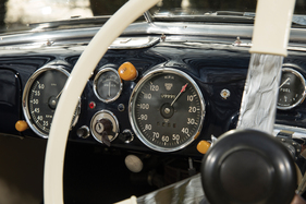Bristol 400 Pininfarina Cabriolet (1947) - Smiths Instrumente