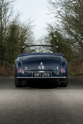 Bristol 400 Pininfarina Cabriolet (1947) - rundliche Heckansicht