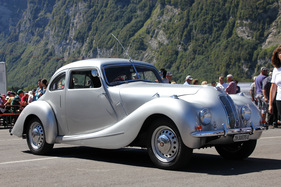 Bristol 400 am British Car Meeting 2011 in Mollis - wunderschöne Karosserie