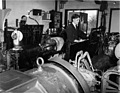 Bristol 401 (1952) - Motorentest im Rahmen der Produktion, jeder Motor durchläuft diese Prozedure