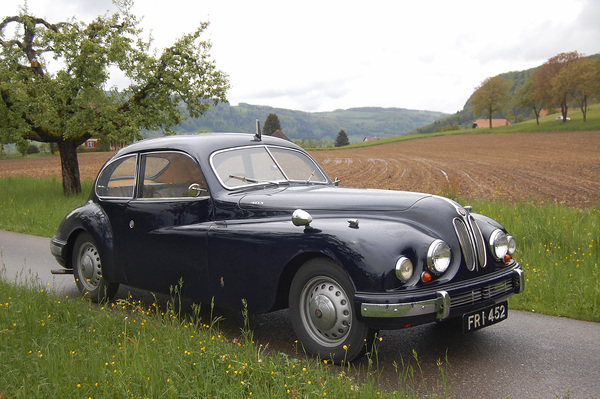 Bild: Bristol 403 (1954) - angeboten an der Versteigerung der Oldtimer Galerie anlässlich der Dolder Classics am 7. Juni 2014